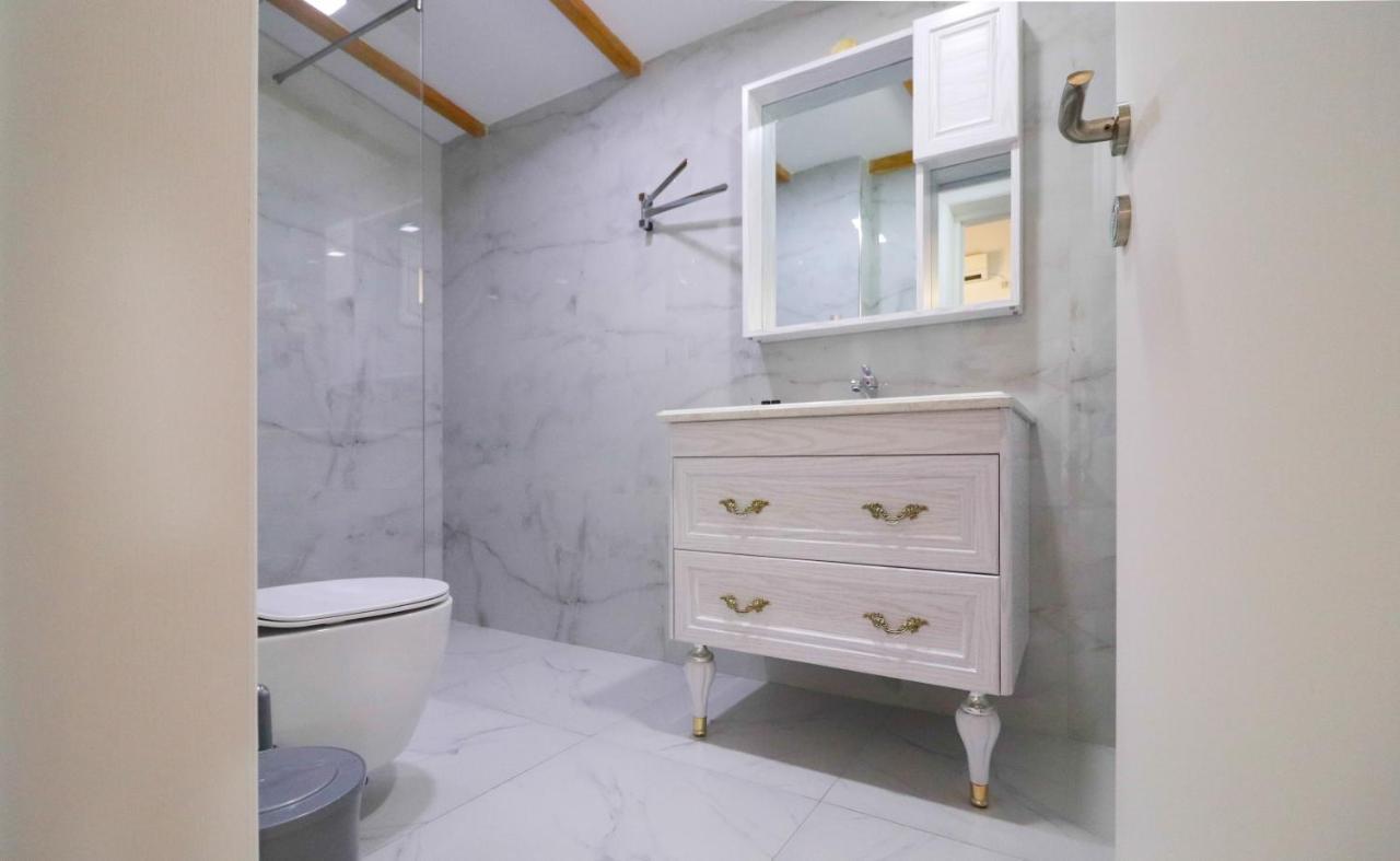 Lido Apartment *