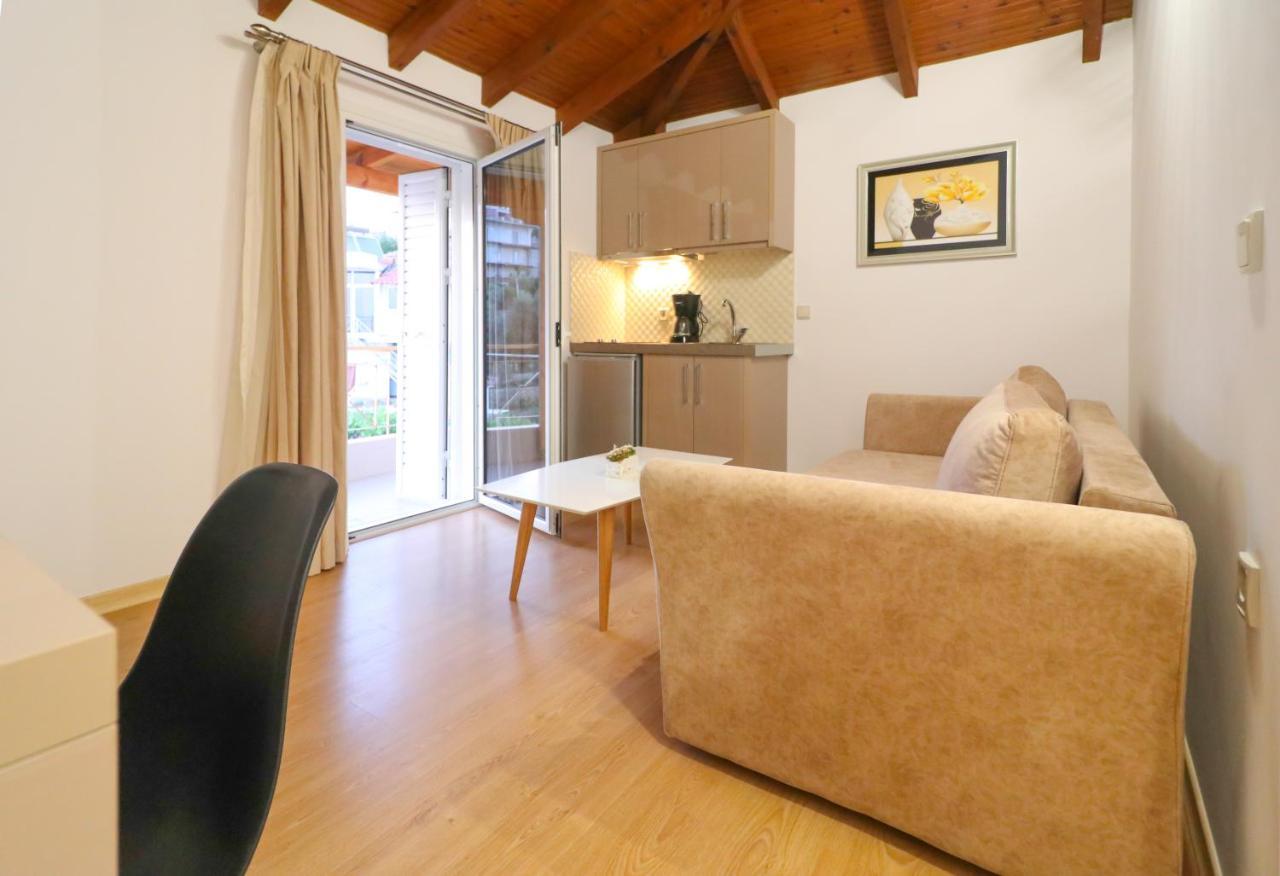 Apartment Lido Himare